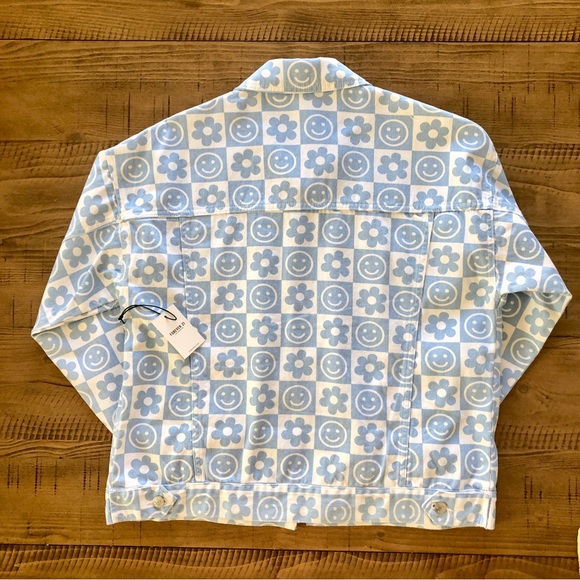 Forever 21 Peace & Flowers Denim Jacket NWT Size S Blue & White SUPER CUTE ☮️ - Picture 2 of 2